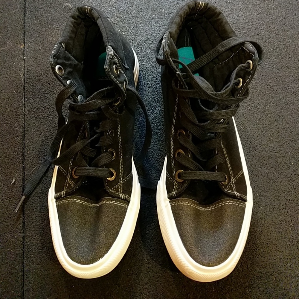 Blowfish malibu tennies